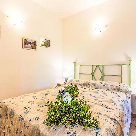 Semesterbostad Olive By Interhome *