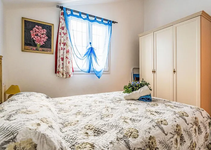 Olive By Interhome Semesterbostad Civezza